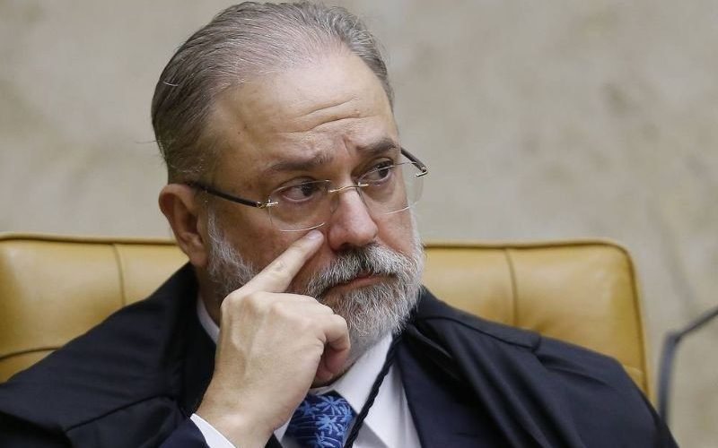 15fev24-D-aras-golpe