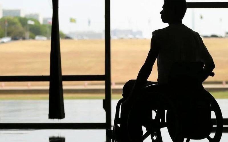 Após alta na pandemia, empregos para pessoas com deficiência têm cenário incerto nos EUA