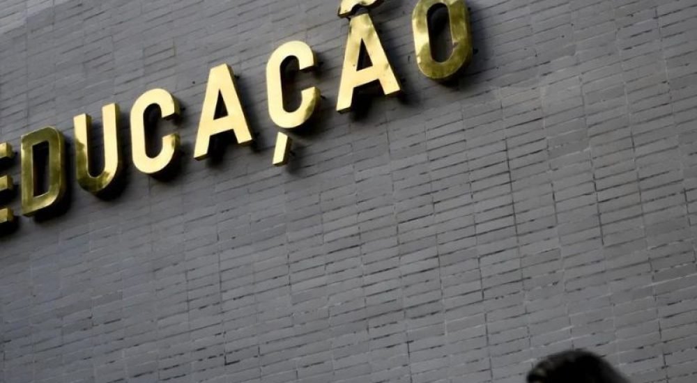 MEC oficializa reajuste de 3,6% no piso salarial de professores