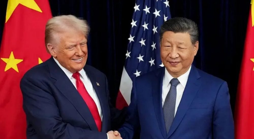 30OUT25-TRUMP-XI