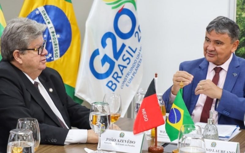 Governador da Paraíba, João Azevêdo e o ministro do Desenvolvimento Social, Wellington Dias