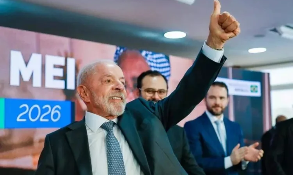 Lei sancionada por Lula prevê perdão de dívidas federais de MEIs e amplia o teto anual de faturamento da categoria a partir de 2027