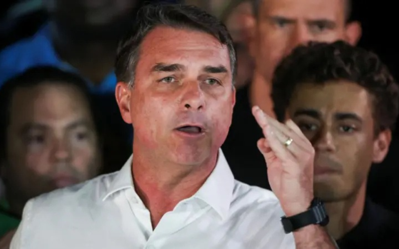 Flávio Bolsonaro disse que pedirá a anulação das eleições