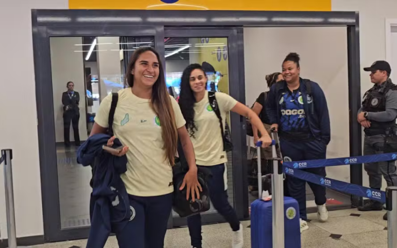 Atlético-PI desembarca em Teresina após vitória sobre o 3B e se prepara para jogo decisivo
